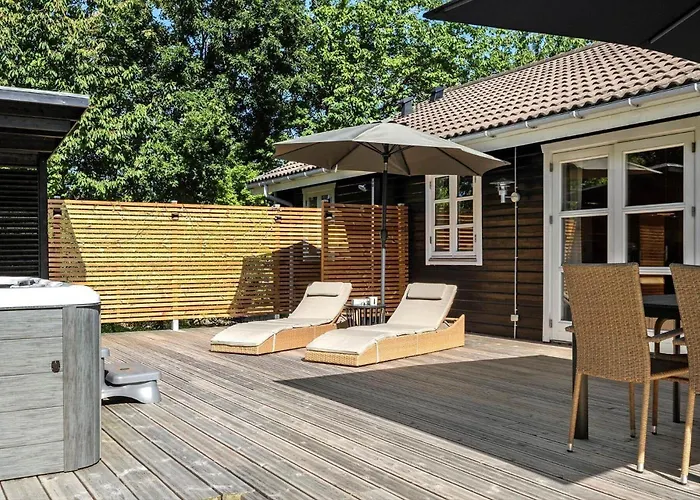 1093-ringkobing-fyrrealle-3 *
